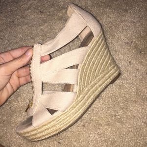 Strappy Zip Up Wedges